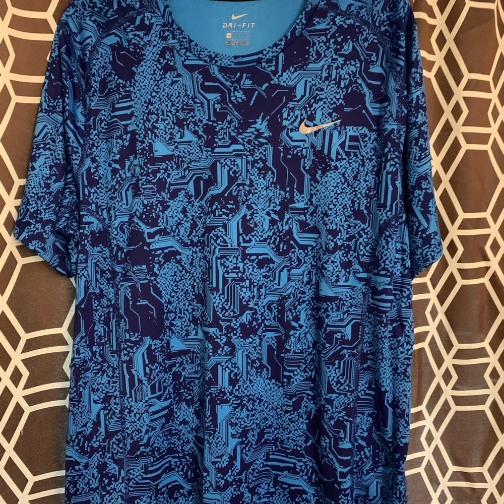 Nike dry fit shirt